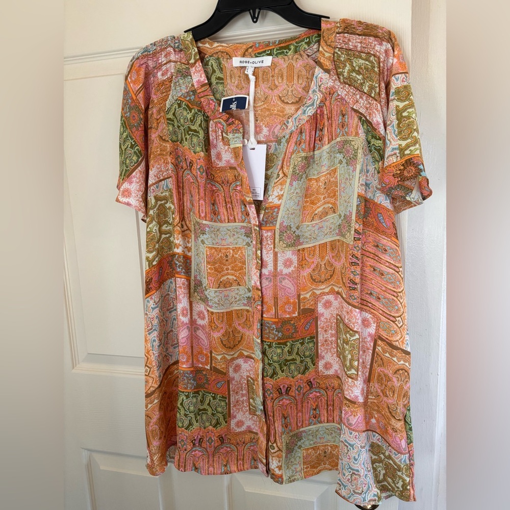 Rose + Olive Paisley Print Button-Front Blouse - 2X -